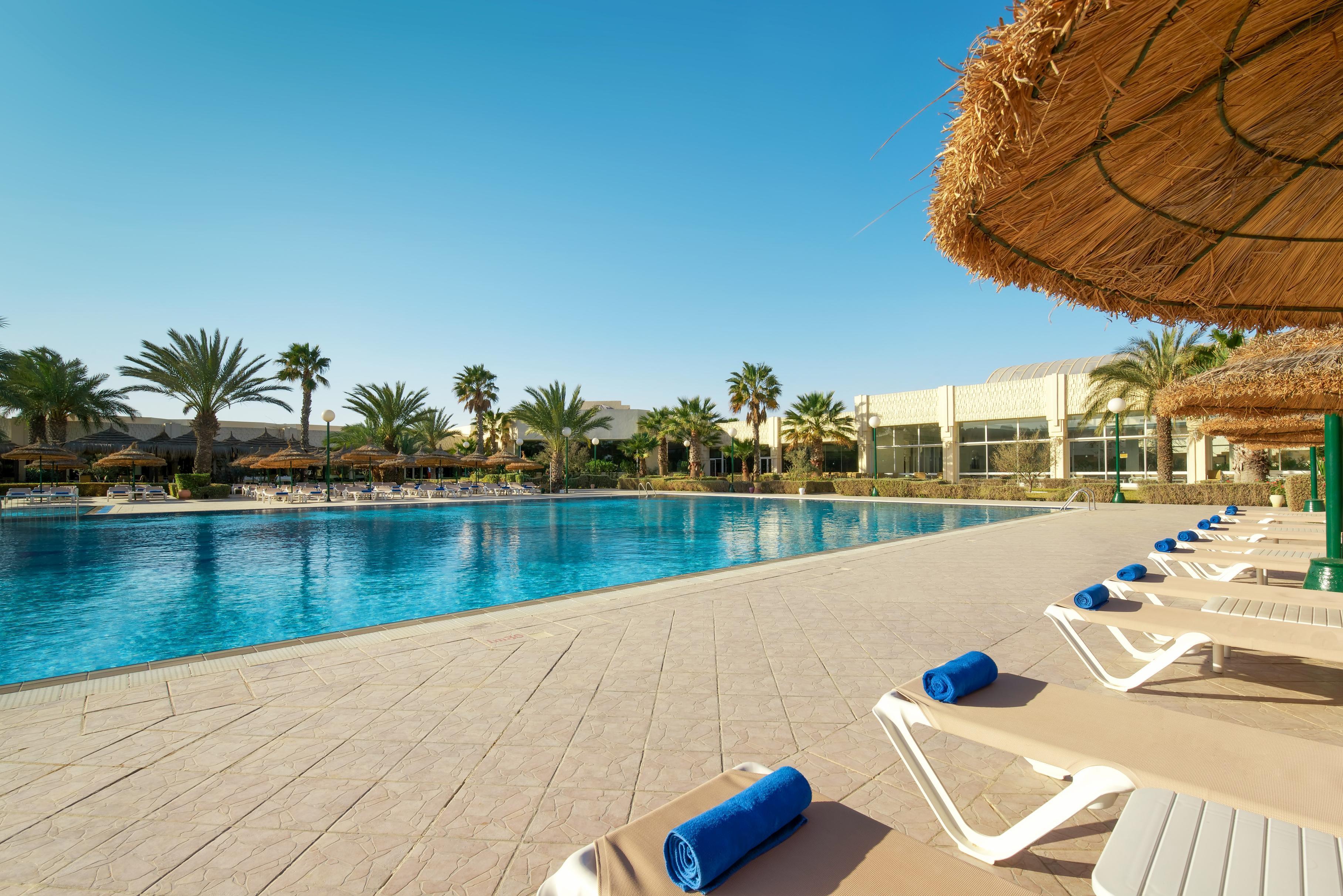 Iberostar Waves Mehari Djerba Hotell Taguermess Exteriör bild